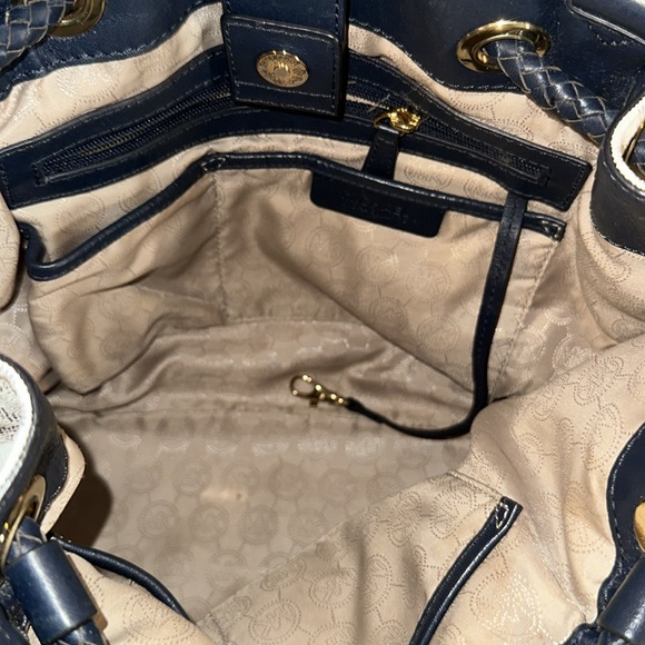 MICHAEL Michael Kors Jet Set Navy Blue/White Signature Gathered Tote! - Picture 11 of 11